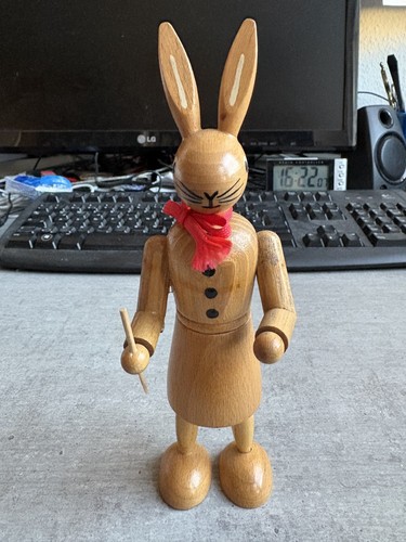 Größere osterhäsin aus dem - größere,