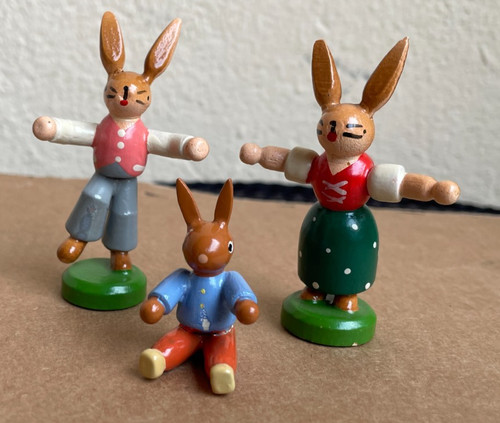 Hasen aus holz und - aus,