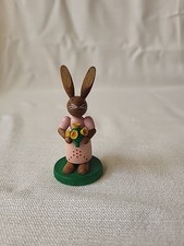 Osterhase, Hasemädchen mit