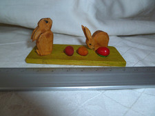 2 kleine  Osterhasen Hasen
