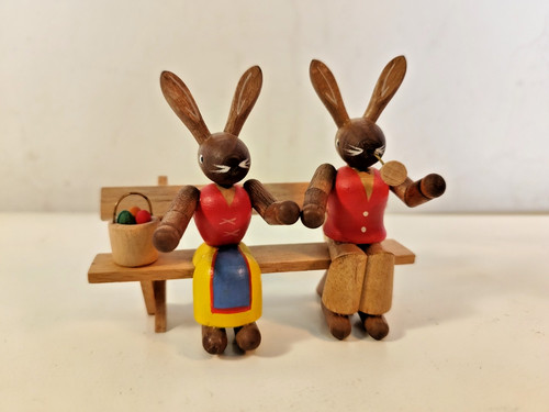 Hasenbank osterhase feierabend - hasenbank,
